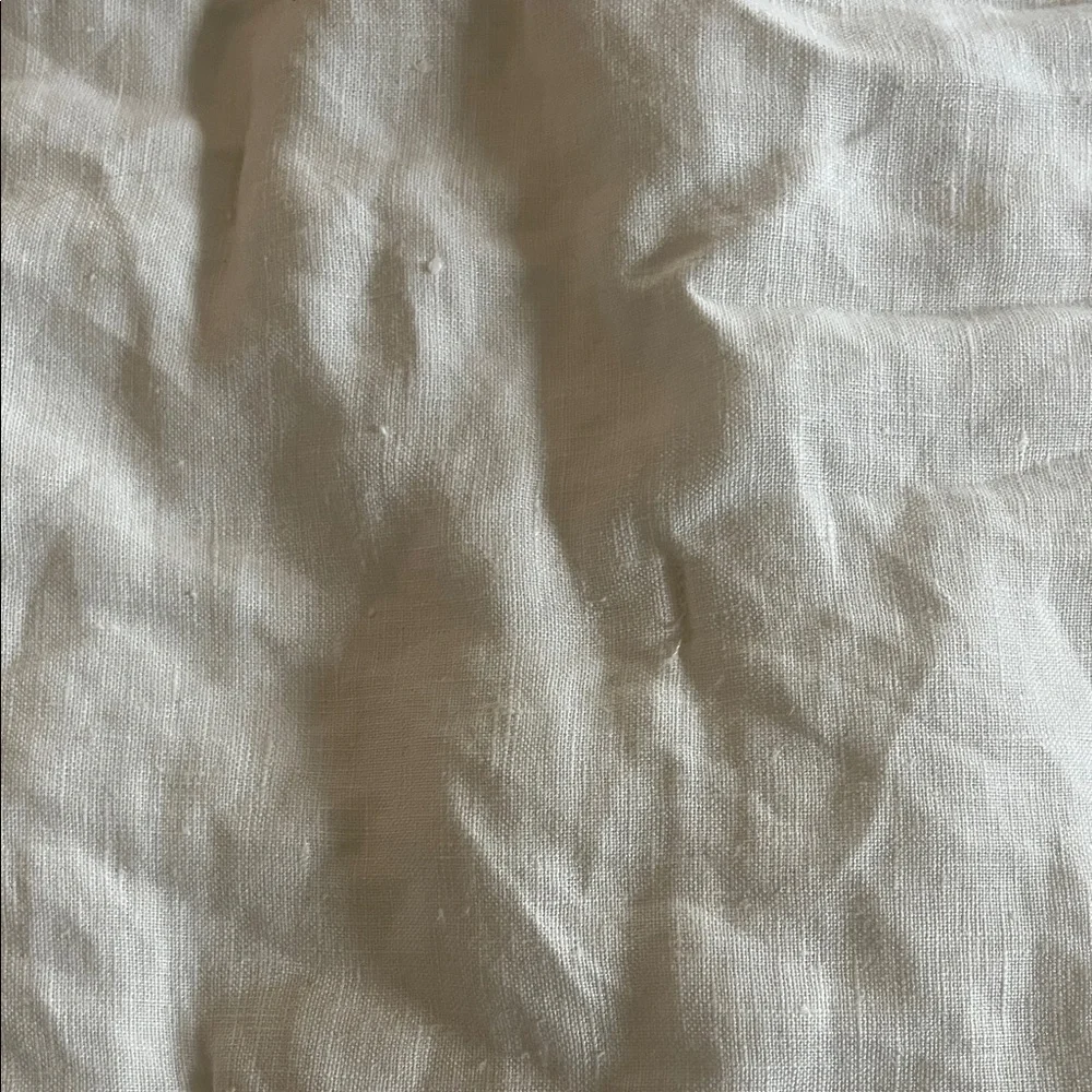 Pottery Barn Belgian flax tufted Quilted sham classic ivory standard size